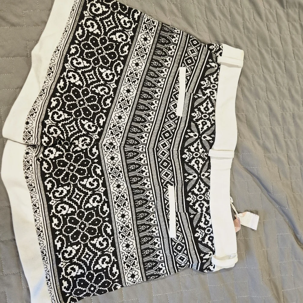 Pink blush shorts size large